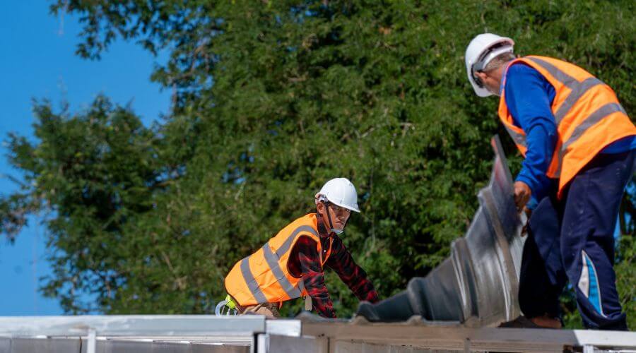 Professional metal roof installation in Beaumont, KY
